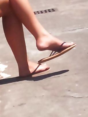 21P FEET SEEN IN THE STREET, PUBLIC PLACES... 2013