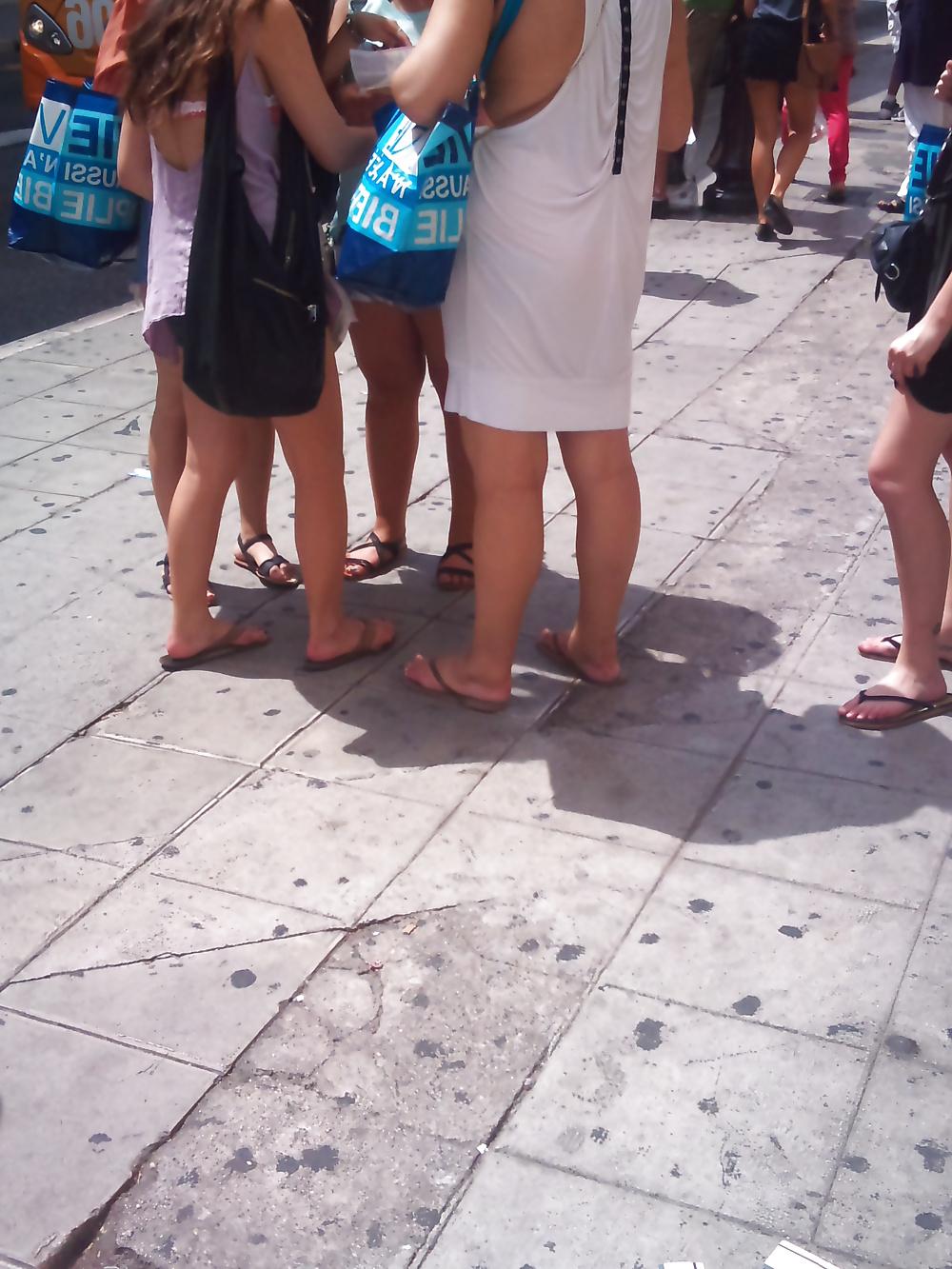 12P FEET SEEN IN THE STREET, PUBLIC PLACES... 2012