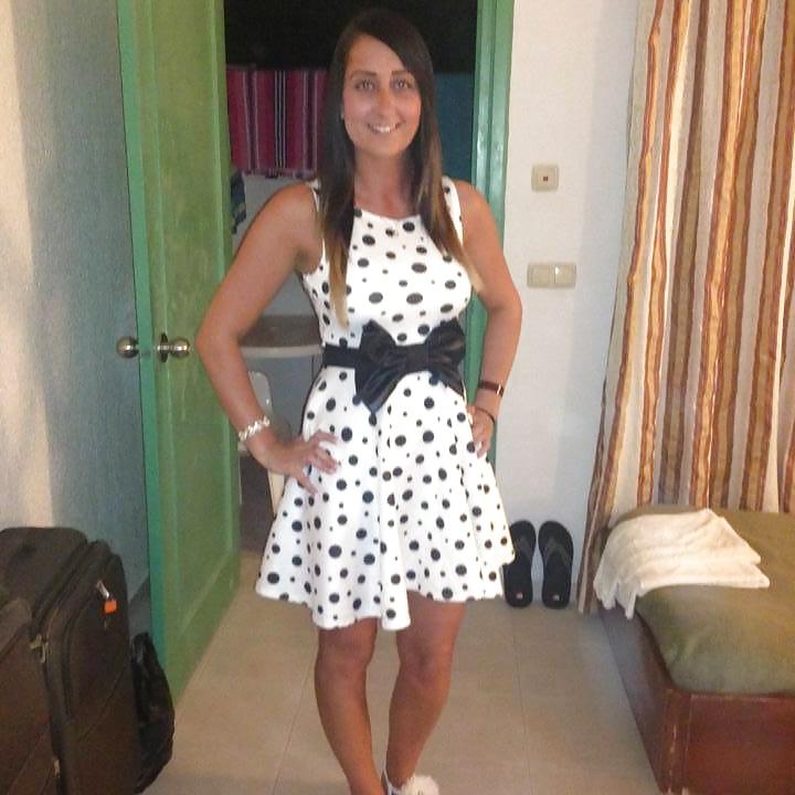 11P British Kirsty