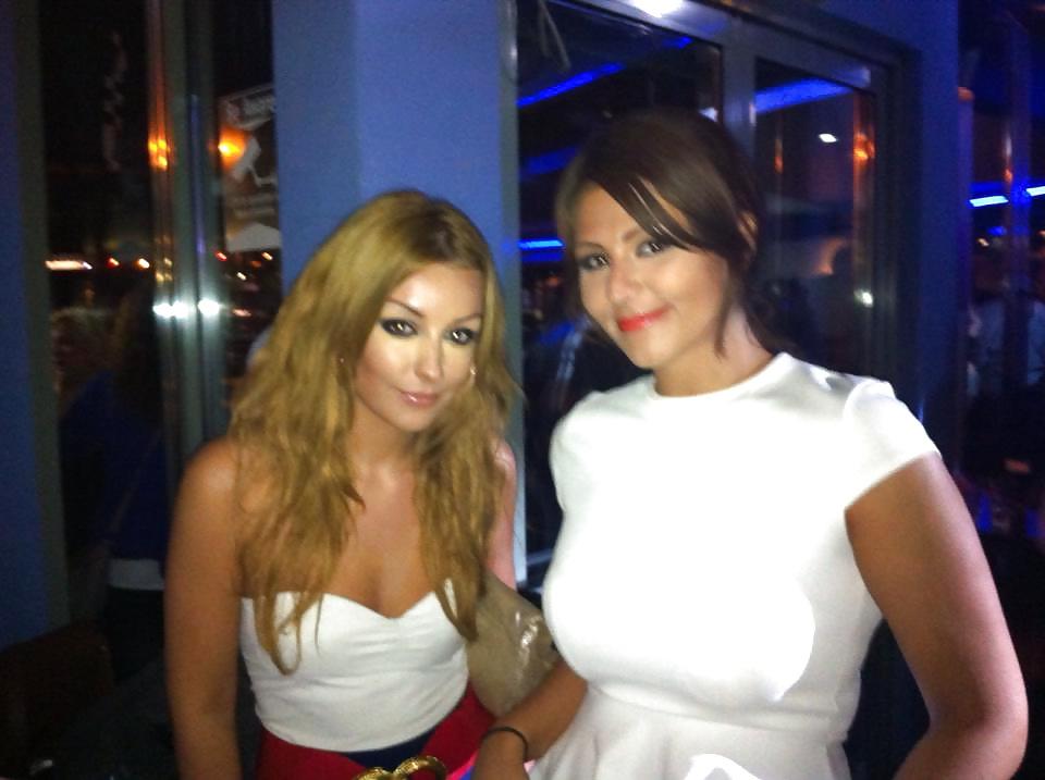 25P TURKISH MUSLIM SLUTS THAT LOVE HINDU COCK
