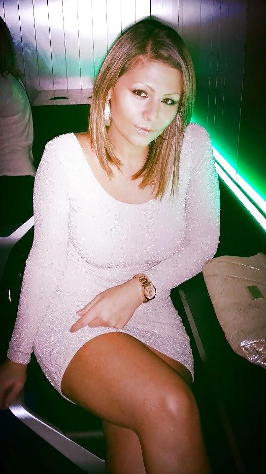 25P TURKISH MUSLIM SLUTS THAT LOVE HINDU COCK