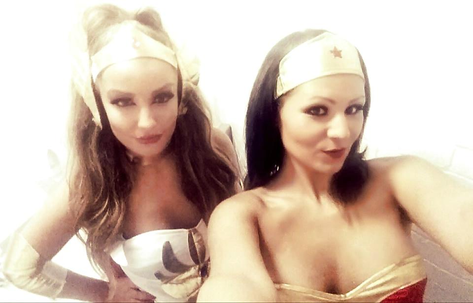 25P TURKISH MUSLIM SLUTS THAT LOVE HINDU COCK