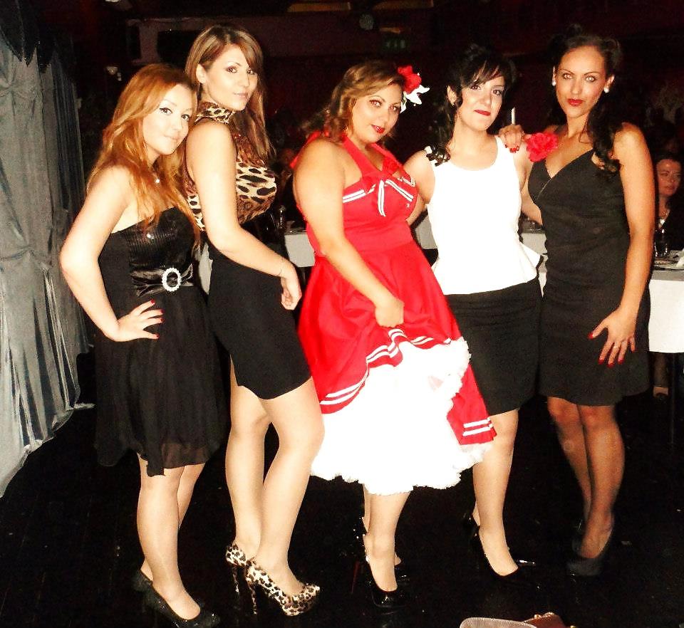 25P TURKISH MUSLIM SLUTS THAT LOVE HINDU COCK