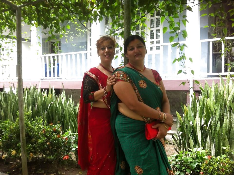 25P Sexy mature BBW nepali aunty  SARALA PANDEY