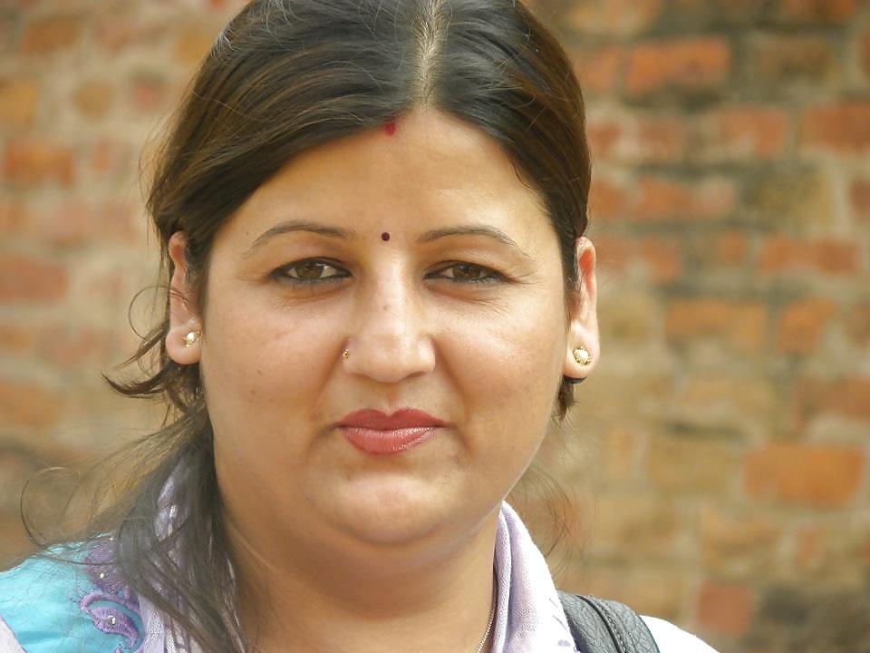 25P Sexy mature BBW nepali aunty  SARALA PANDEY