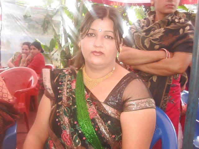 25P Sexy mature BBW nepali aunty  SARALA PANDEY