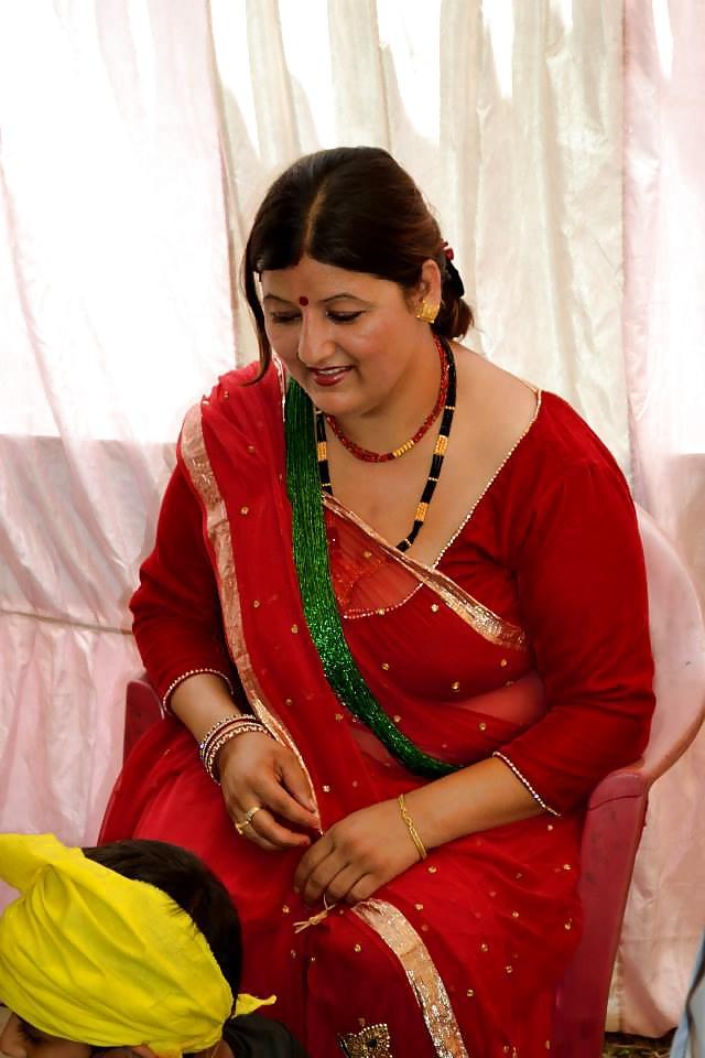 25P Sexy mature BBW nepali aunty  SARALA PANDEY