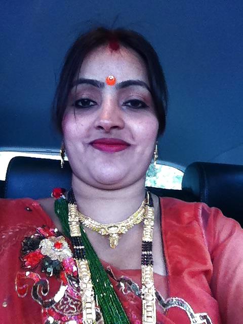 13P Bbw nepali slut aunty - BINITA