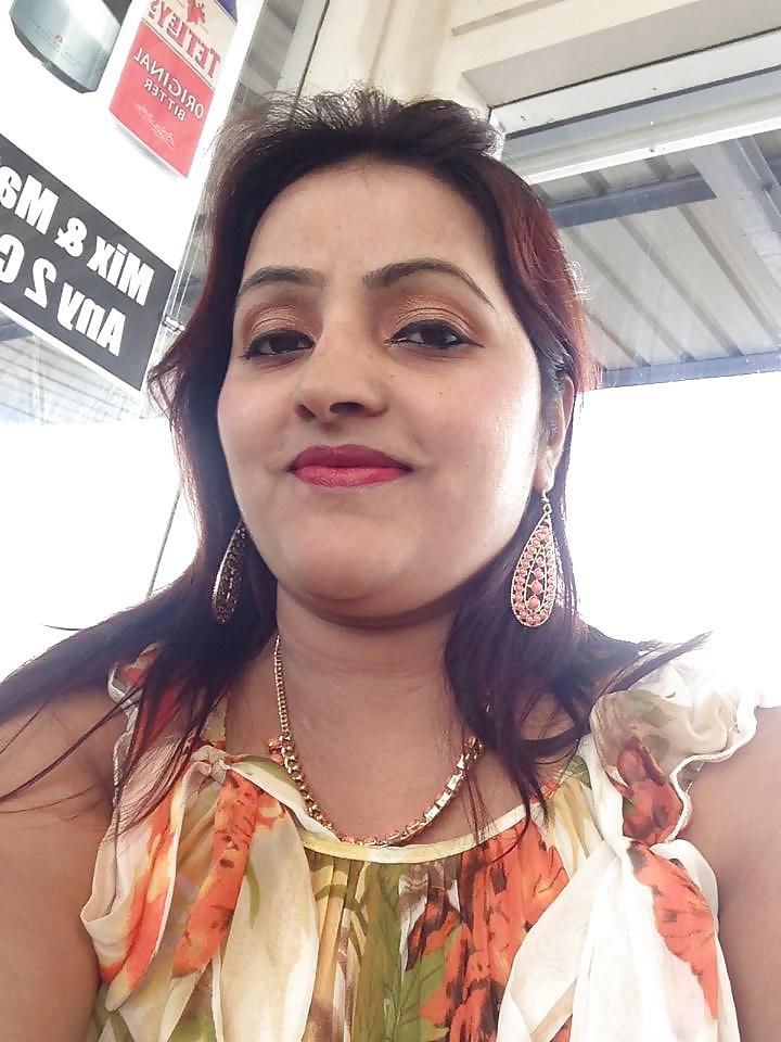 13P Bbw nepali slut aunty - BINITA