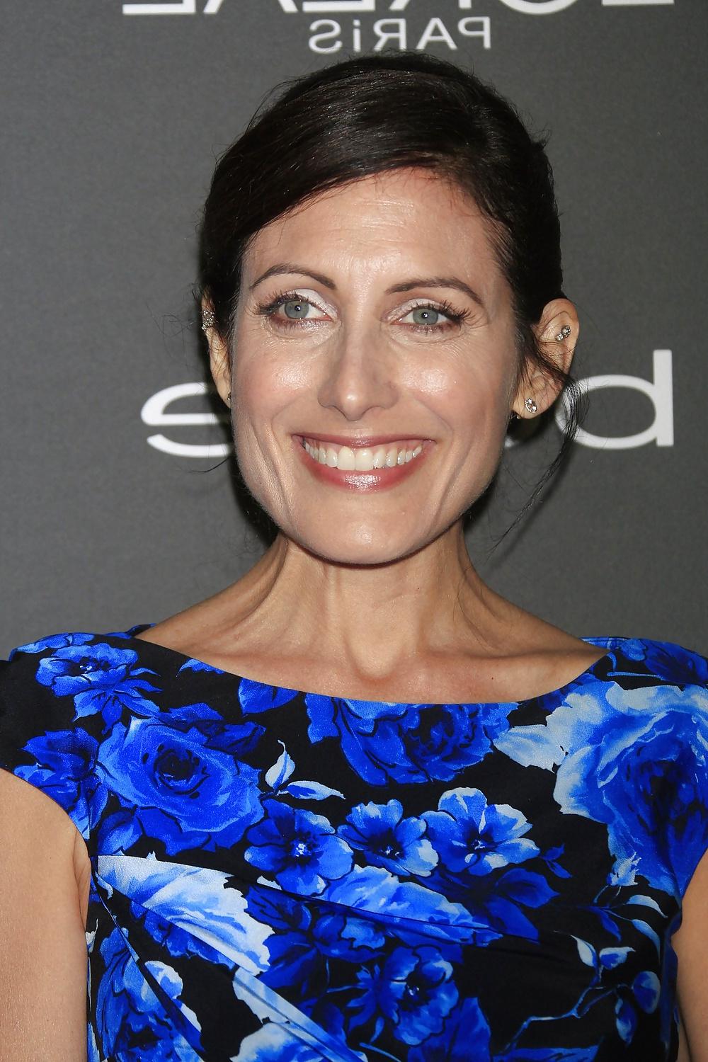 25P Lisa Edelstein aka Dr. Lisa Cuddy 9th