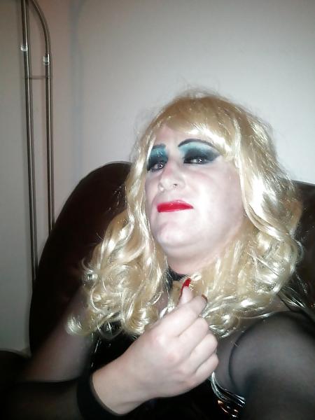 19P Sexy tranny slut Vicky