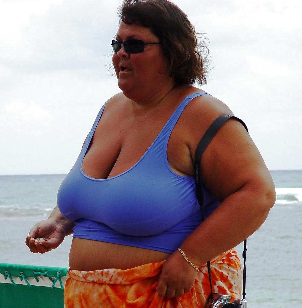 25P Swimsuits bikini bra bbw mature dressed teen big huge