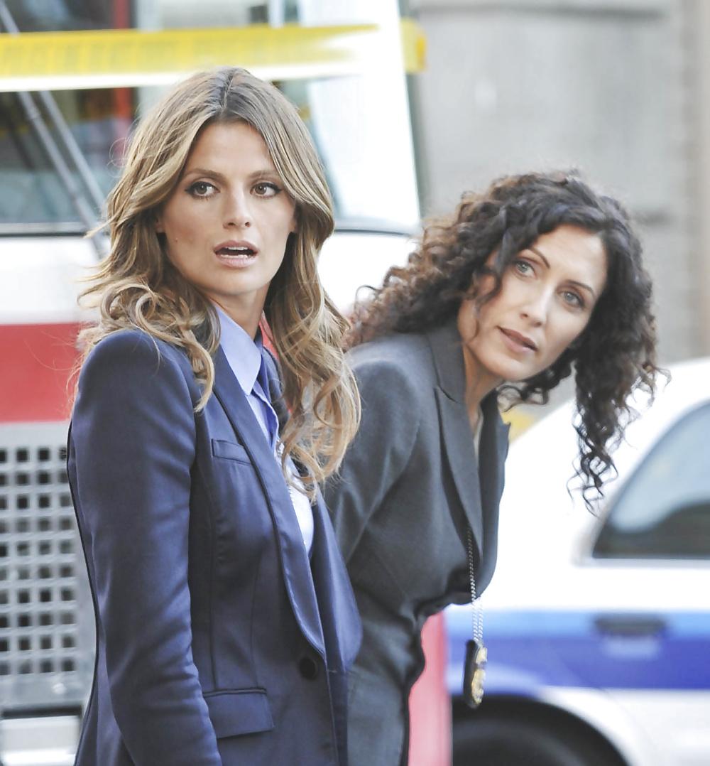 25P Stana Katic & Lisa Edelstein = 200% cum-shot