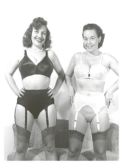 25P More than one lady olden days