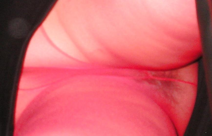11P My girlfriends red tights pantyhose upskirt.