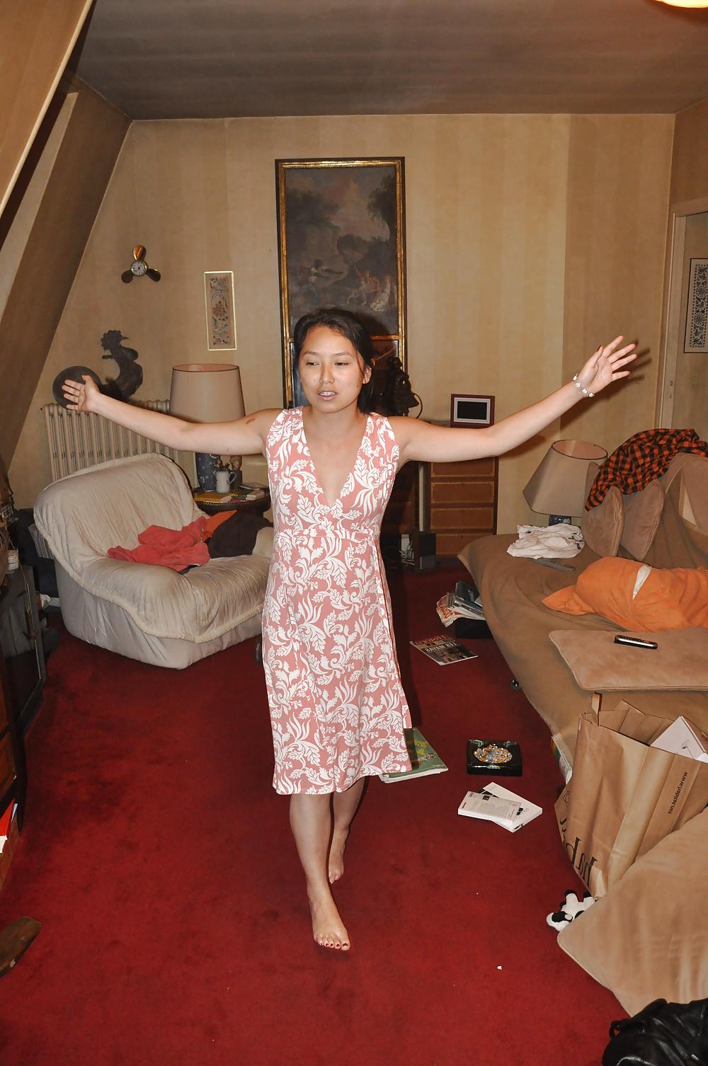 25P Exposed Asian girl