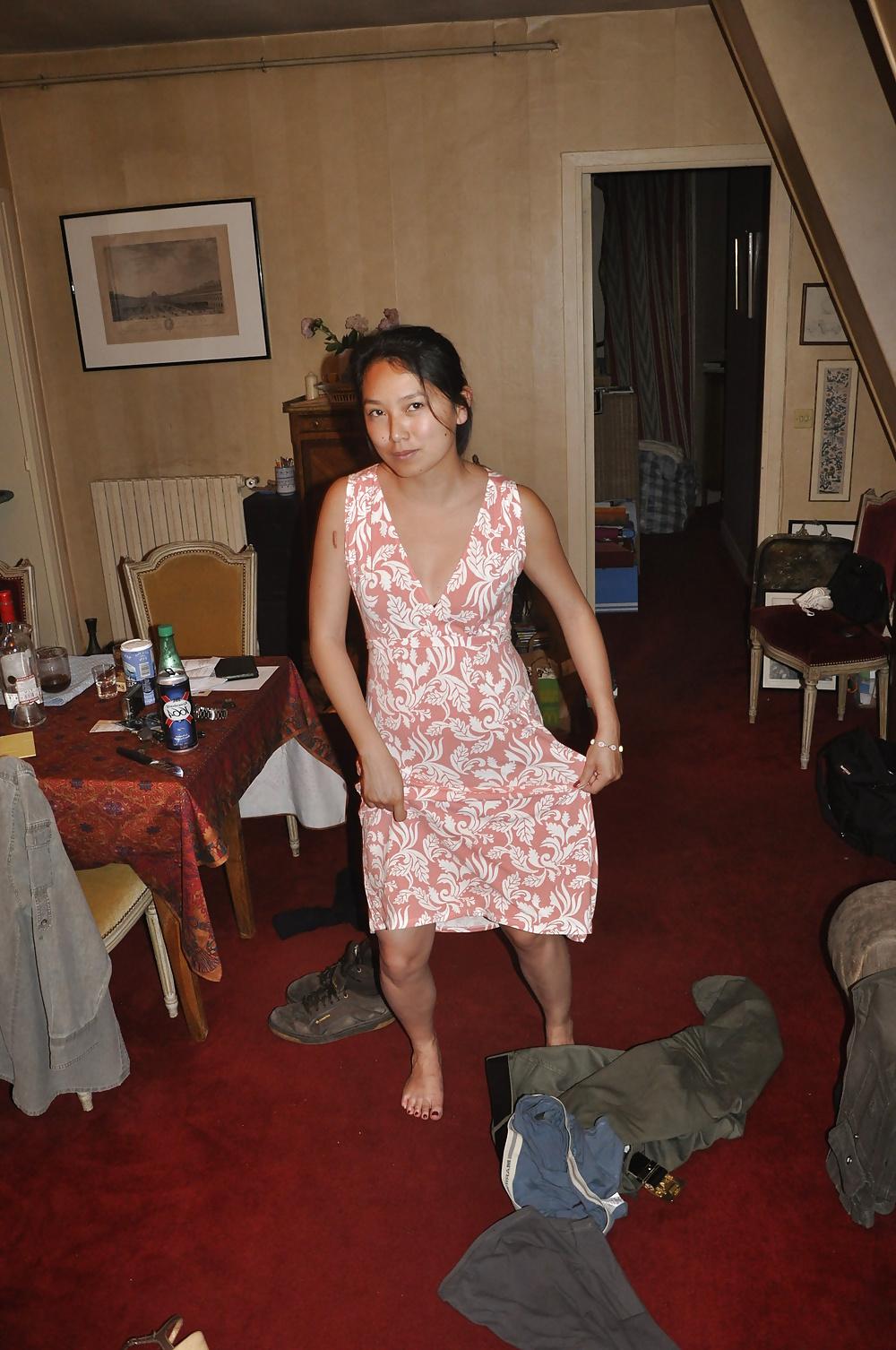 25P Exposed Asian girl
