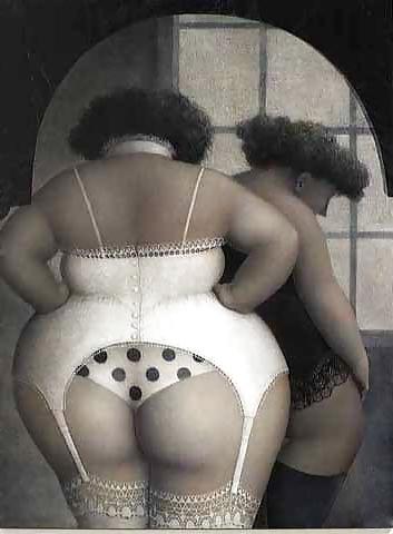 22P Mature bbw with big ass! Drawings!