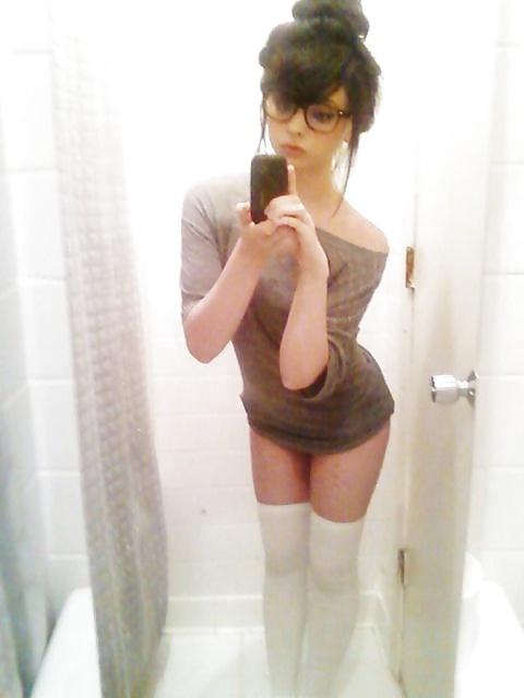 10P Sexy Asian Teen (non-porn)