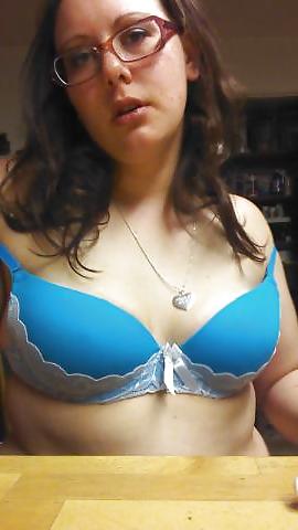25P More Random pics Blowjob, pussy, and shower