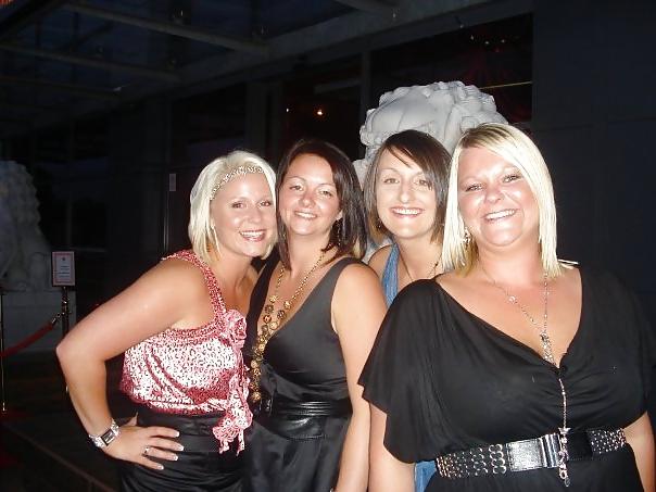 21P British Milfs 3