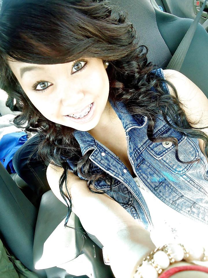25P Sexy Asian Women