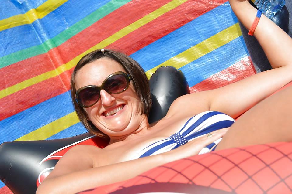 20P British Milfs 2