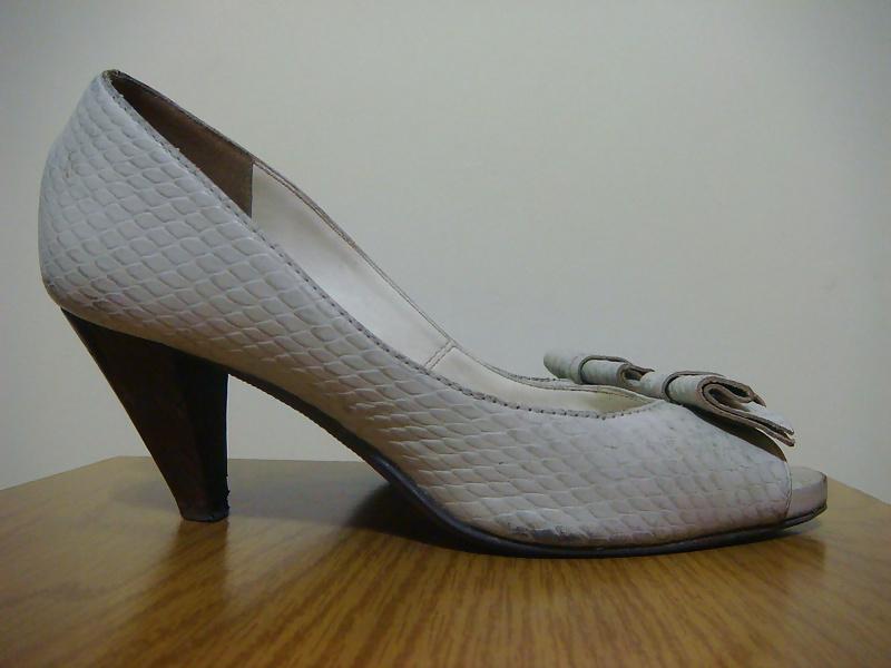 25P Peep toes branco Stiletto
