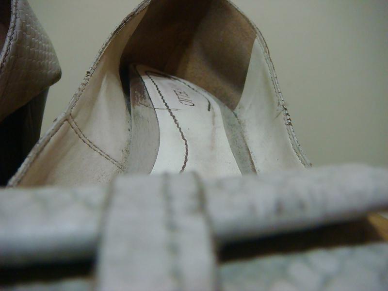 25P Peep toes branco Stiletto