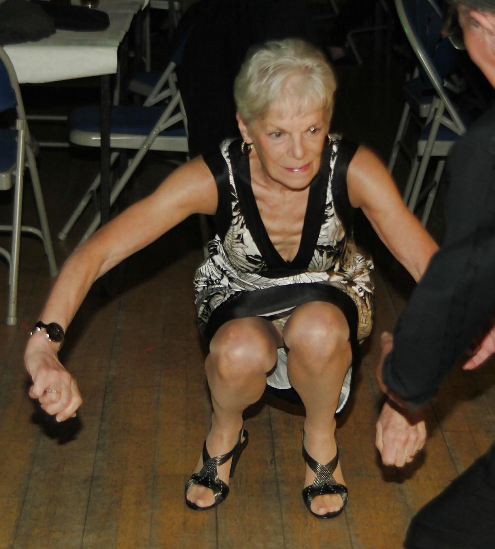 25P Taking a look up grannies skirt
