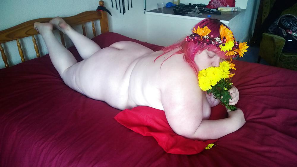 23P Tim Tess 33 Teenage BBW and her stuffed toys etc.