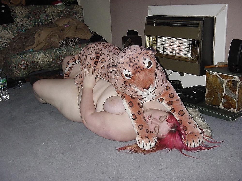 23P Tim Tess 33 Teenage BBW and her stuffed toys etc.