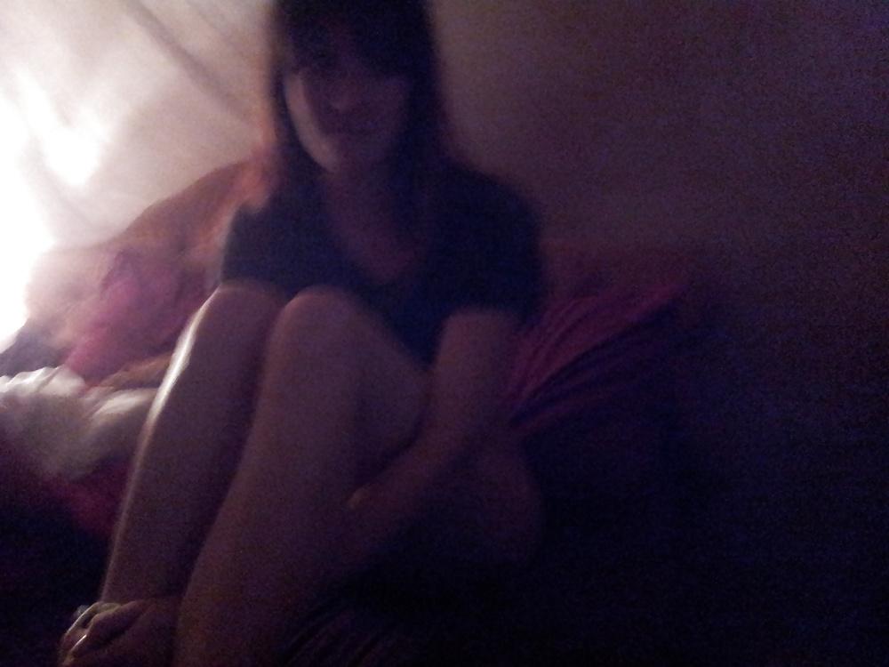 6P Nerdy girl no panties