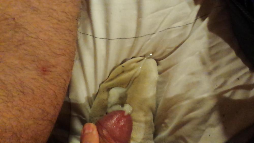 17P Fuck sneaker wanking dirty smelly socks cumshot on sox