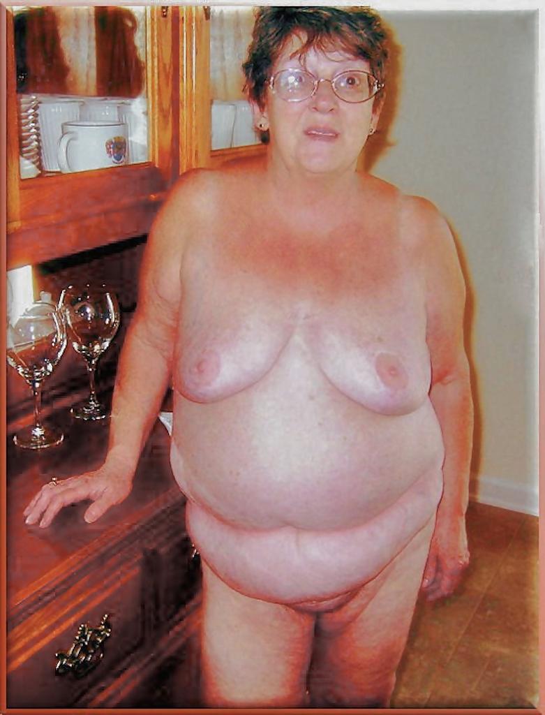 25P Grannies BBW Matures #106