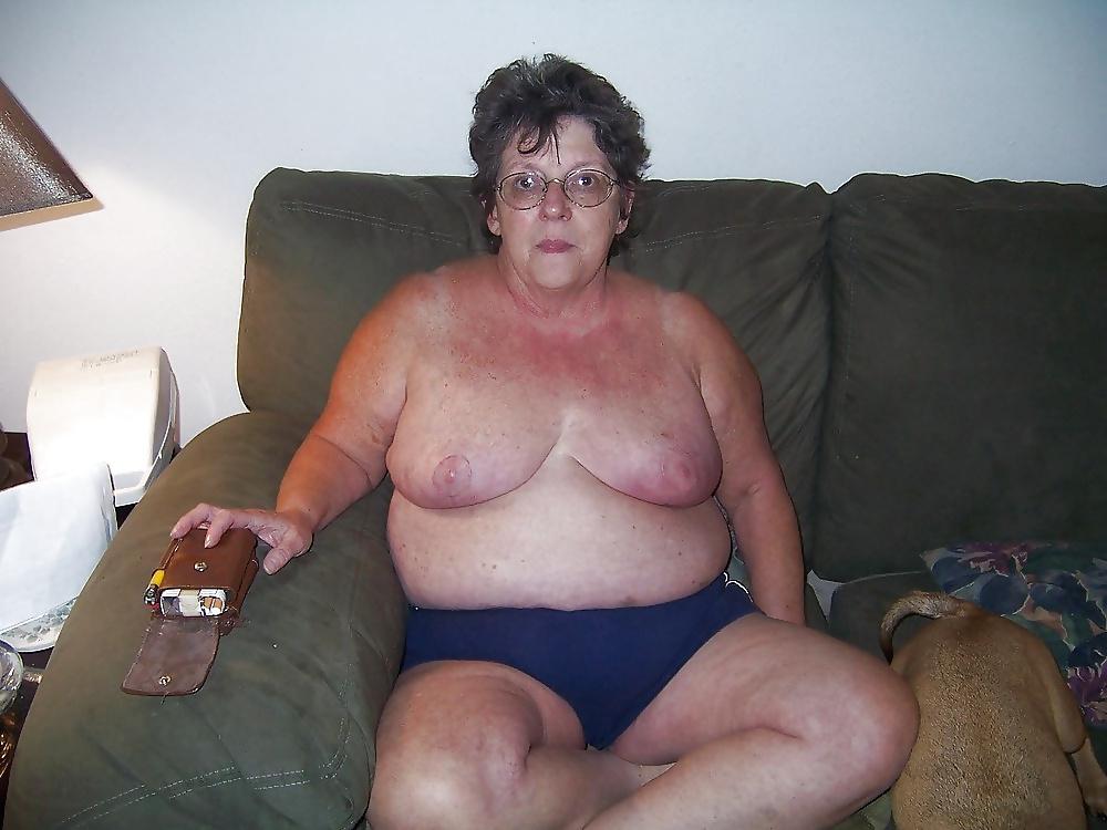25P Grannies BBW Matures #106