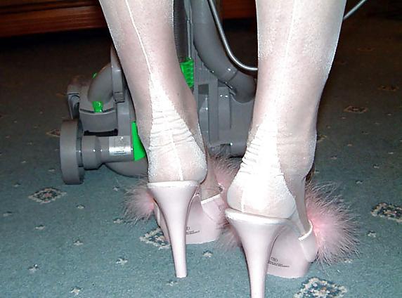 25P Mature leggy lady models white ffs