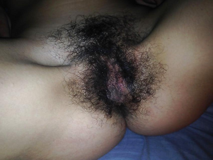 25P Is this your hairy wife or girlfriend? 