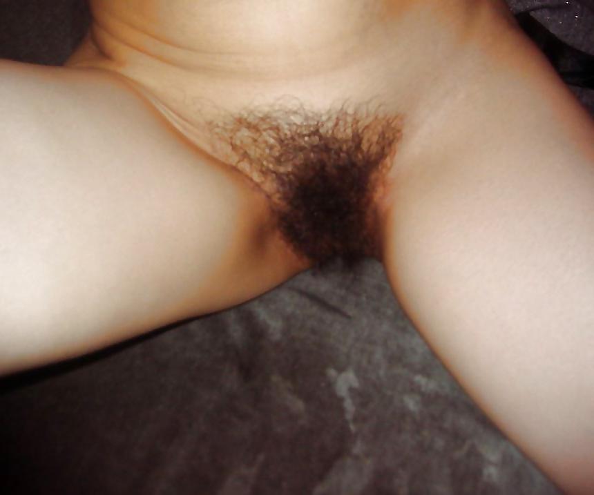 25P Is this your hairy wife or girlfriend? 