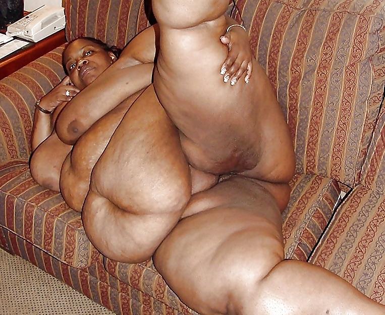 25P Big black mamas 03