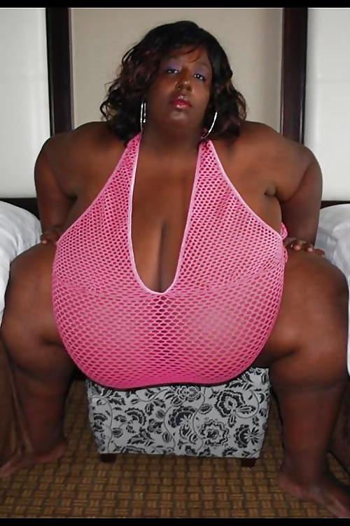 25P Big black mamas 03