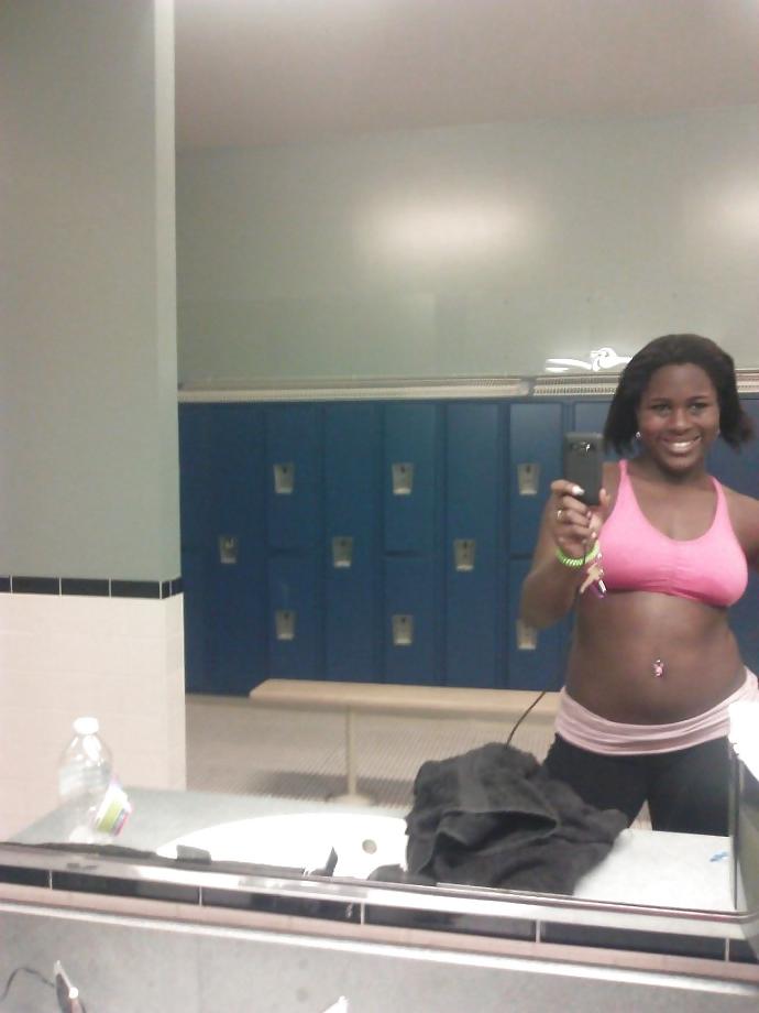 25P Hot black girl from Pittsburg