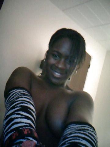 25P Hot black girl from Pittsburg