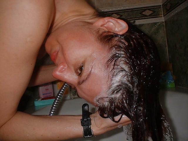 18P Paola Washing her hair