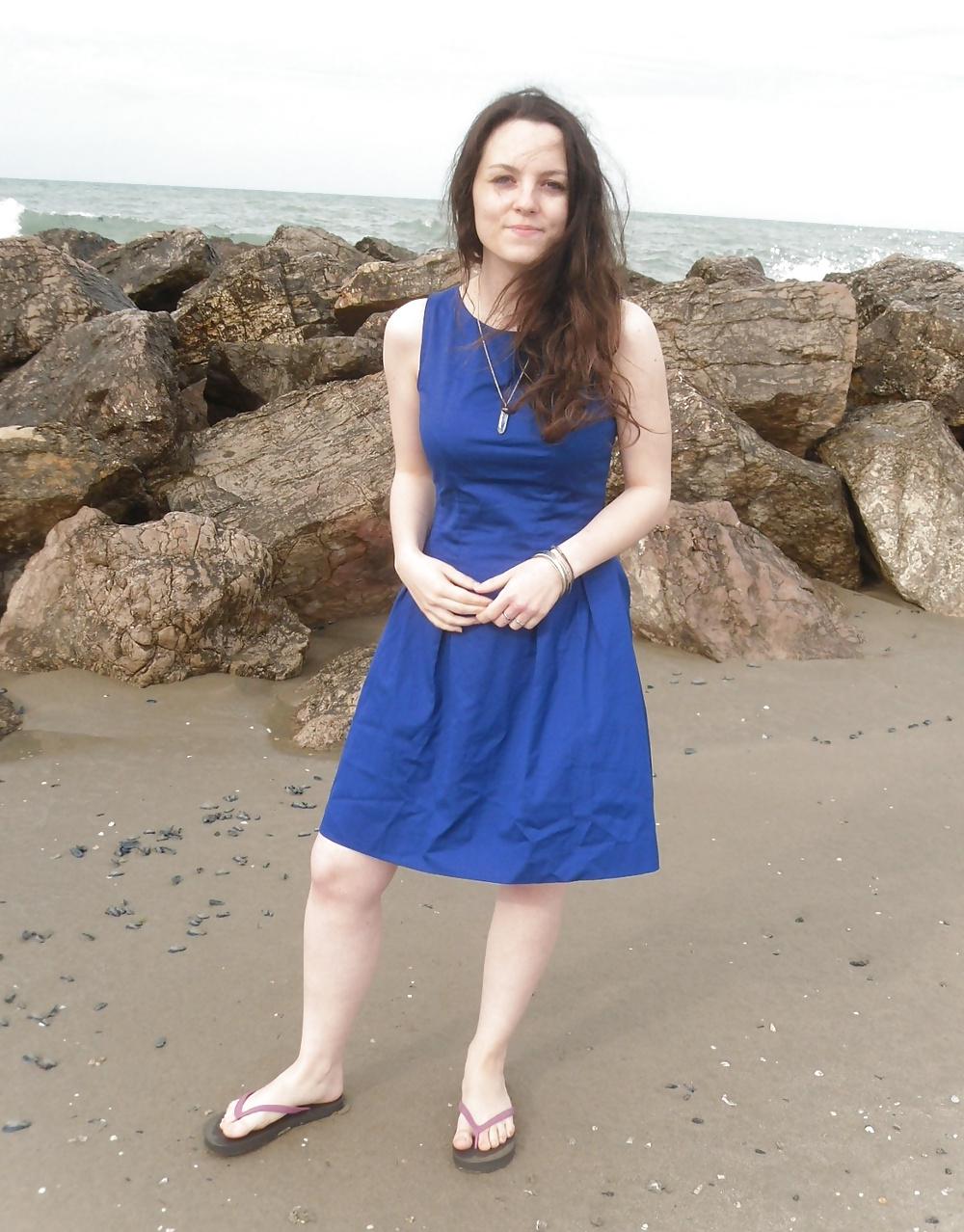 25P Cutie shows us her dark side