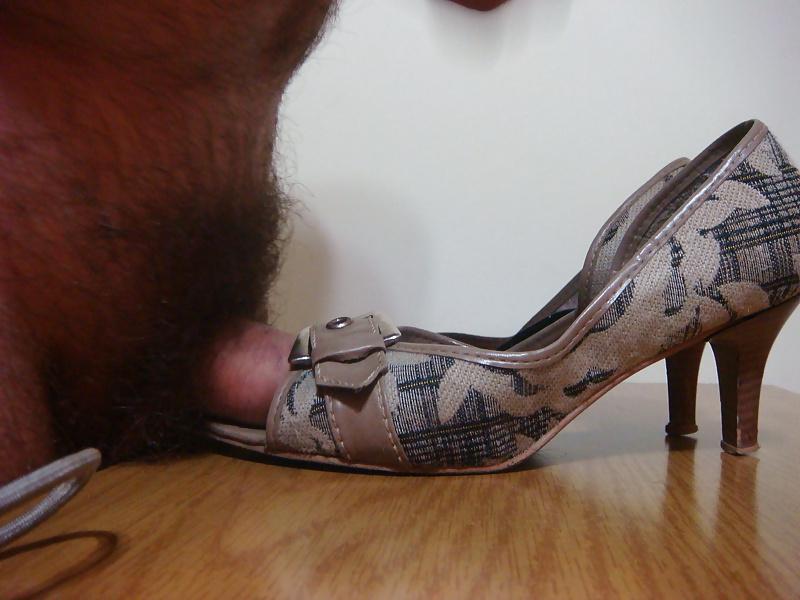 25P Peep toes