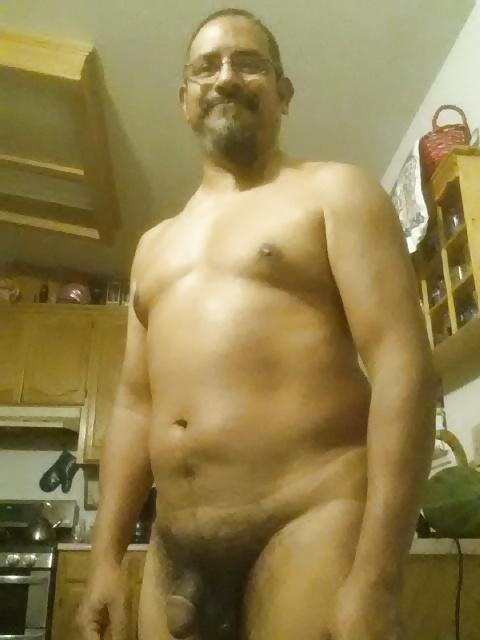 18P ...it's early and my house to warm for underwear...