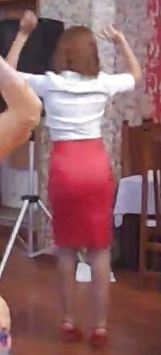 4P My bad girl is dancing