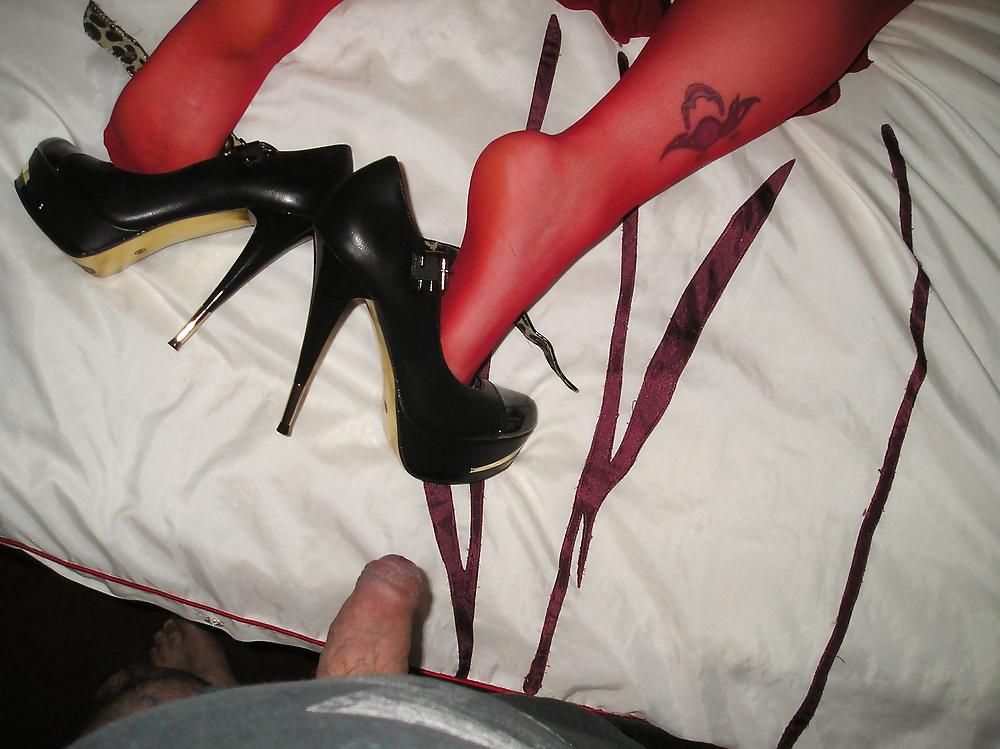 25P My girlfriend Tasha wearing red tights pantyhose heels