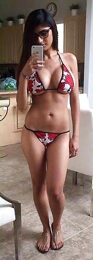 20P Asian Babes- Mia Khalifi